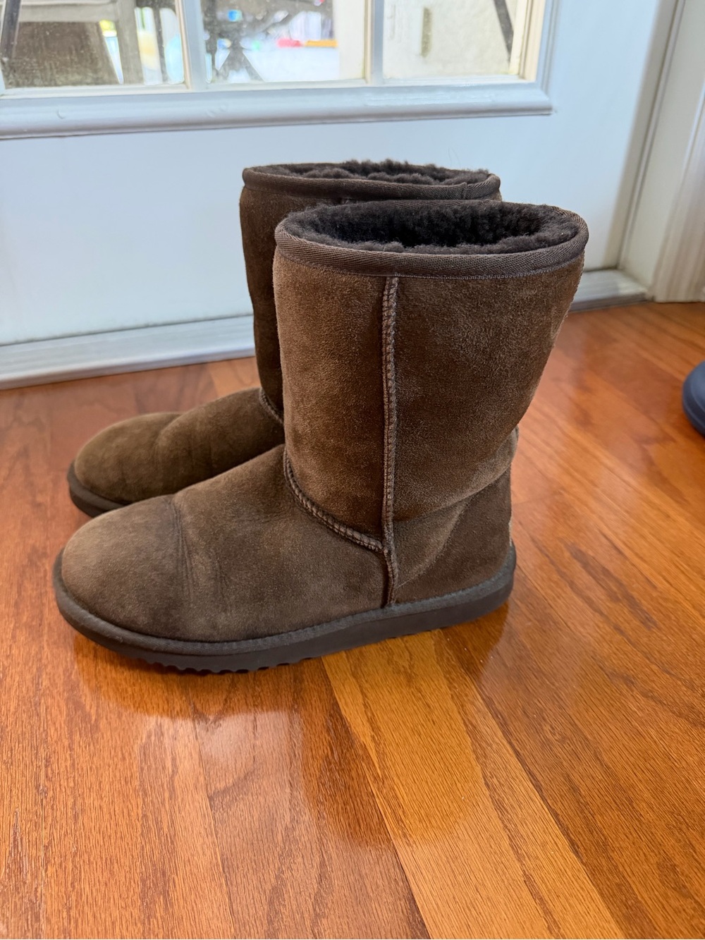 UGG Classic Short Boots 5825